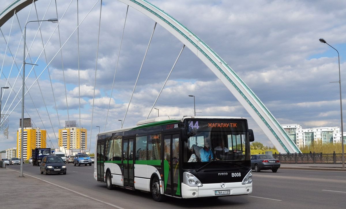 Автобус жүргізушілері 400 мың теңгеге дейін алуы мүмкін