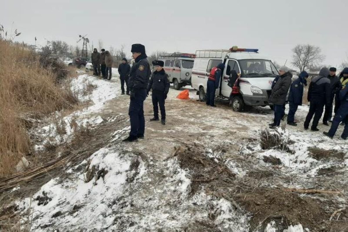 Атырауда жоғалған екі баланың біреуінің денесі табылды