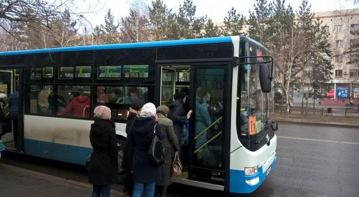 Павлодар әкімі қоғамдық көліктердегі берекесіздік үшін сөгіс алды