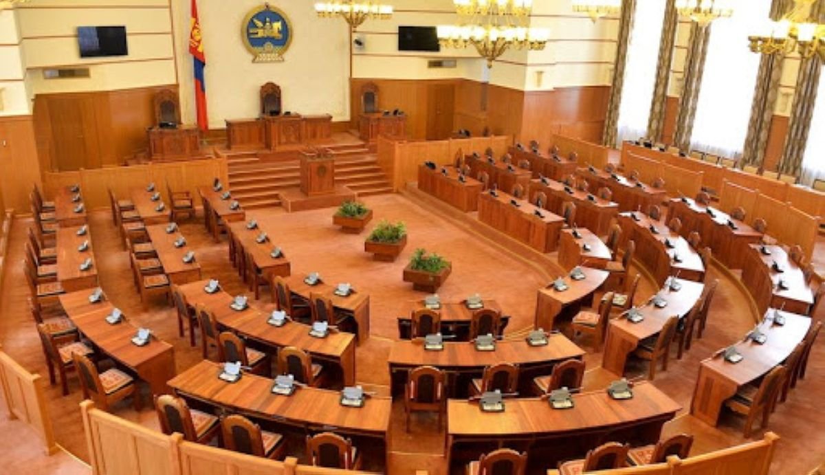 Моңғолияда Парламент сайлауына 15 партия, 4 коалиция түседі