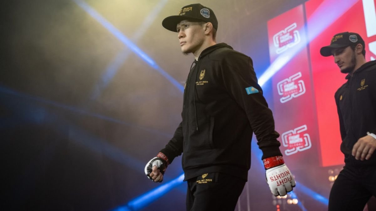 Жалғас Жұмағұлов UFC-дегі дебюттік кездесуінде жеңіліп қалды