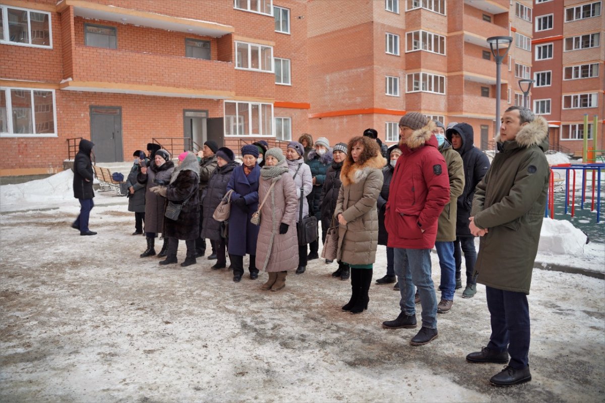 8 жылдан астам күттік: «Жеті жол» тұрғын үйінің үлескерлеріне пәтер кілті табысталды