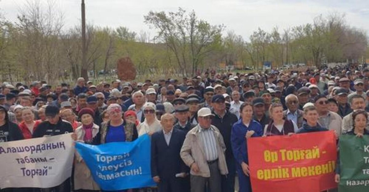 «Торғай облысы ашылсын!»: Арқалықта бейбіт митинг болды (ВИДЕО)