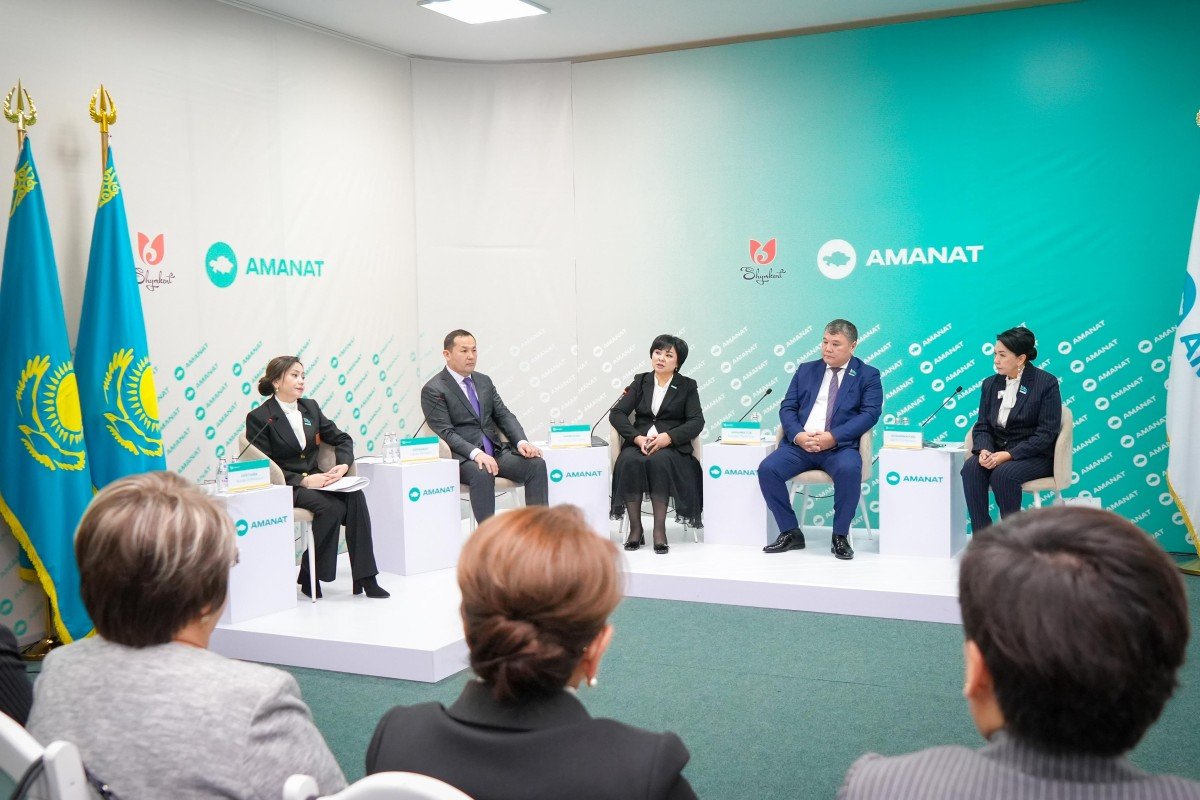 «AMANAT» әйелдердің қоғамдағы рөлі мен мәртебесін көтеруді көздейді