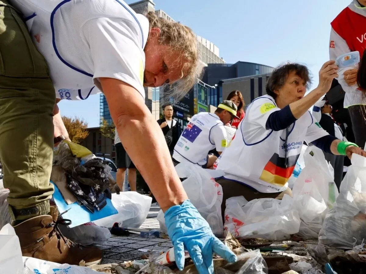 Жапонияда қоқыс жинау бойынша алғашқы әлем кубогі өтті