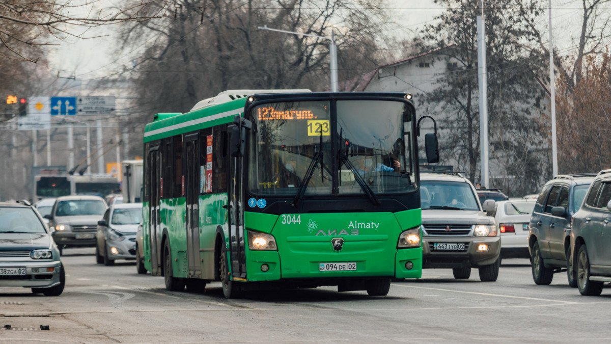 Алматыда бірнеше автобустың бағыттық нөмірі өзгертілді