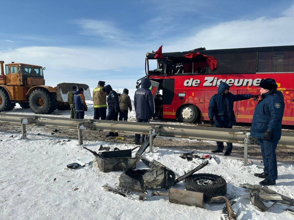 Жамбыл облысында 26 көліктің қатысуымен ірі жол апаты болды