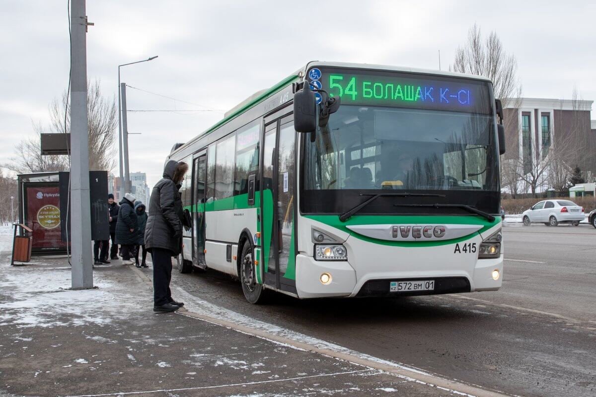 Астанада қоғамдық көлікте жүру ережесі өзгерді