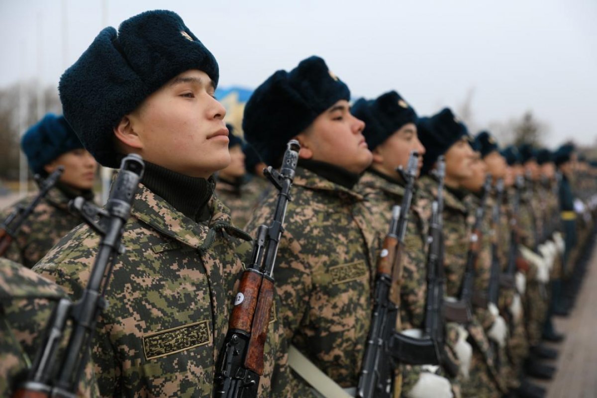 Елімізде әскерге 20 жастан бастап шақыру ұсынылды