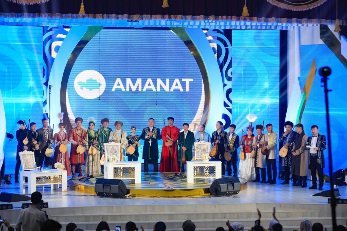 "AMANAT": Ақтөбеде Әйтеке бидің 380 жылдығына арналған айтыс өтті