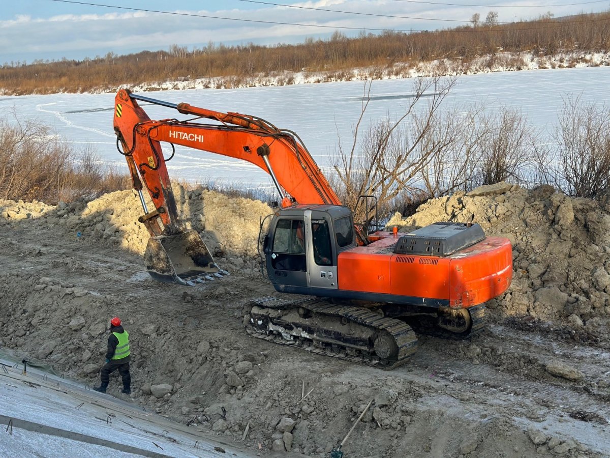 Мәжіліс депутаттары Петропавл қаласындағы бөгетті қалпына келтіру жұмыстарын көріп қайтты