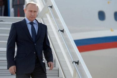 Путин ұшағы Астана әуежайына қонды