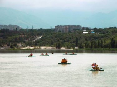 Алматыда Сайран көлінен жігіттің денесі табылды