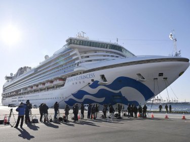 Коронавирус: Diamond Princess кемесінде 2 адам көз жұмды