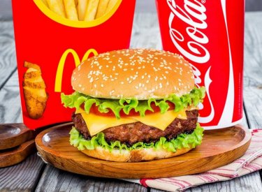 McDonald's фаст-фудтағы етті өсімдікпен алмастырмақ