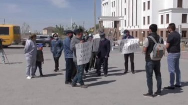 "Жер қайтарылсын!" Қызылорда облысында диқандар наразылыққа шықты