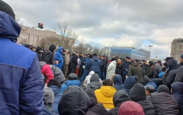 «Арандатушылардан сақ болғайсыздар!» - Дулат Исабеков