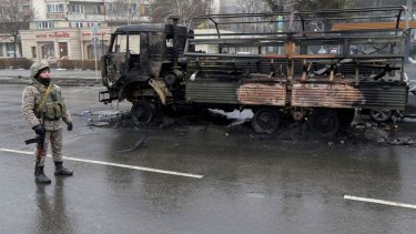 Қаза тапқан полицейлер мен әскерилердің отбасына пәтер беріледі