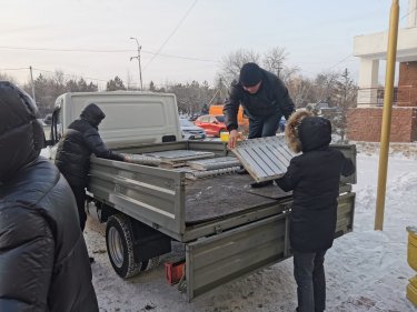 Аманаттықтар Екібастұз тұрғындарына гуманитарлық көмек жөнелтіп жатыр