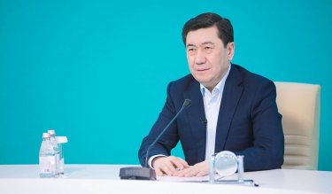 Ерлан Қошанов: «AMANAT»-тың мәслихаттарға партиялық тізімдері 75%-ға жаңарды