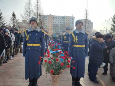 Елордалықтар Ауған соғысында қаза тапқан жауынгерлерді еске алды