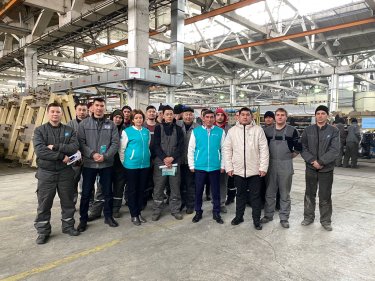 «Daewoo Bus Kazakhstan» ЖШС ұжымы «AMANAT»-тың сайлауалды бағдарламасымен танысты