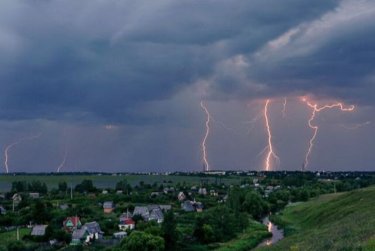 Қазақстанның басым бөлігінде найзағай ойнап, тұман түседі