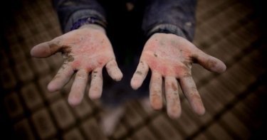 Ұлытау облысында анасы балаларын 5 жыл бойы құлдықта ұстаған