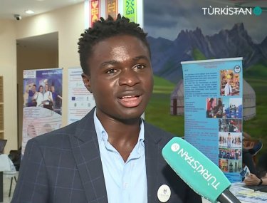 «Түркістанның ыстығы Африкамен бірдей»: Нигериялық студент қазақ тілін үйренуге қанша уақыт кеткенін айтты