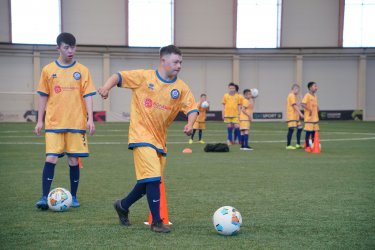 Аутизм және Даун синдромы бар балаларға мүмкіндік: Инклюзивті футбол лигасы ашылды