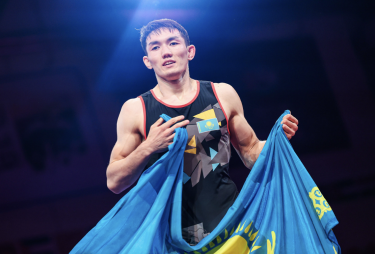 Мерей Мәулітханов Азия чемпионатында алтын алды