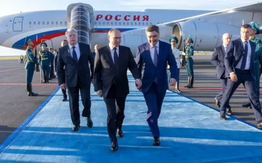 Ресей Президенті ШЫҰ саммитіне қатысу үшін Астанаға келді