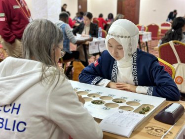 Әсел Далиева мен Аңсаған Қожанәсіп овариден алтын және қола жүлде алды