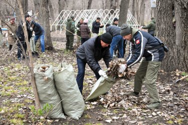 Алматы қаласындағы Баум тоғайы қоқыстан тазартылды