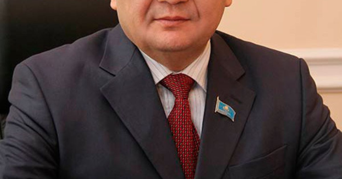 Тілектес ЕСПОЛОВ,  ҚазҰАУ ректоры, ҰҒА академигі:  Жолдау жаңа табысқа жетелейді