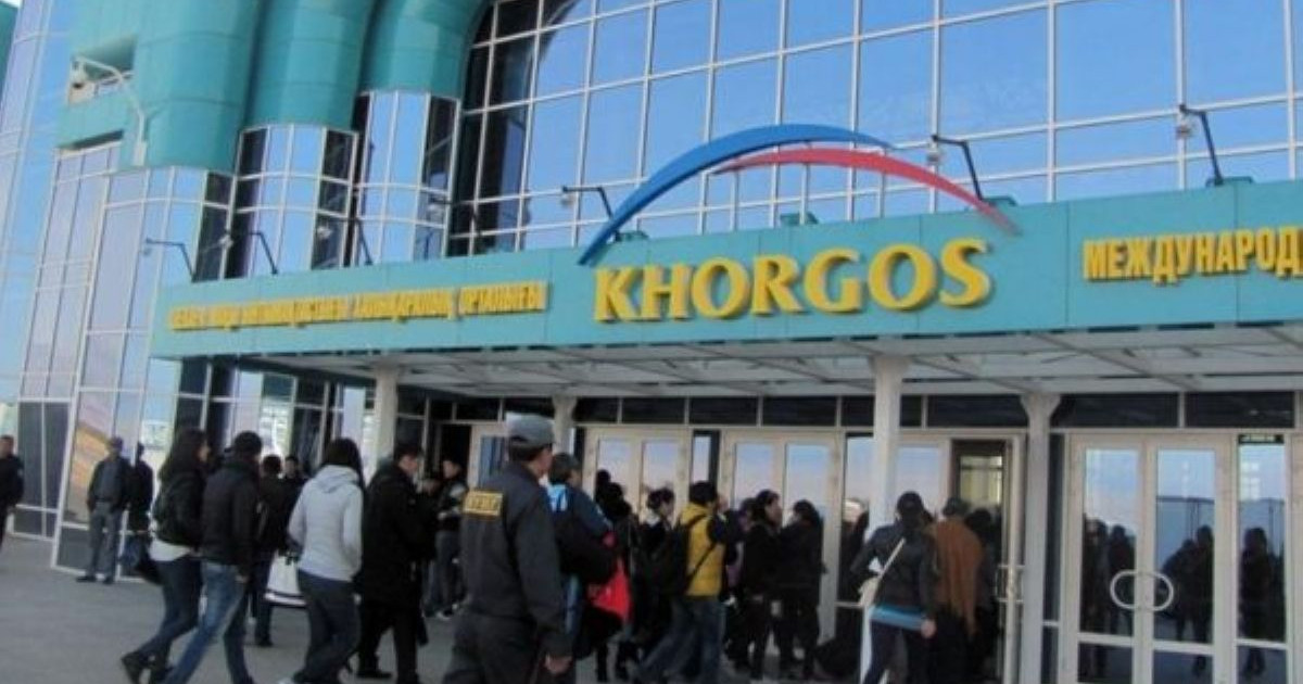 "Қорғас" ШЫХО президенті миллион доллар пара алғанда ұсталды