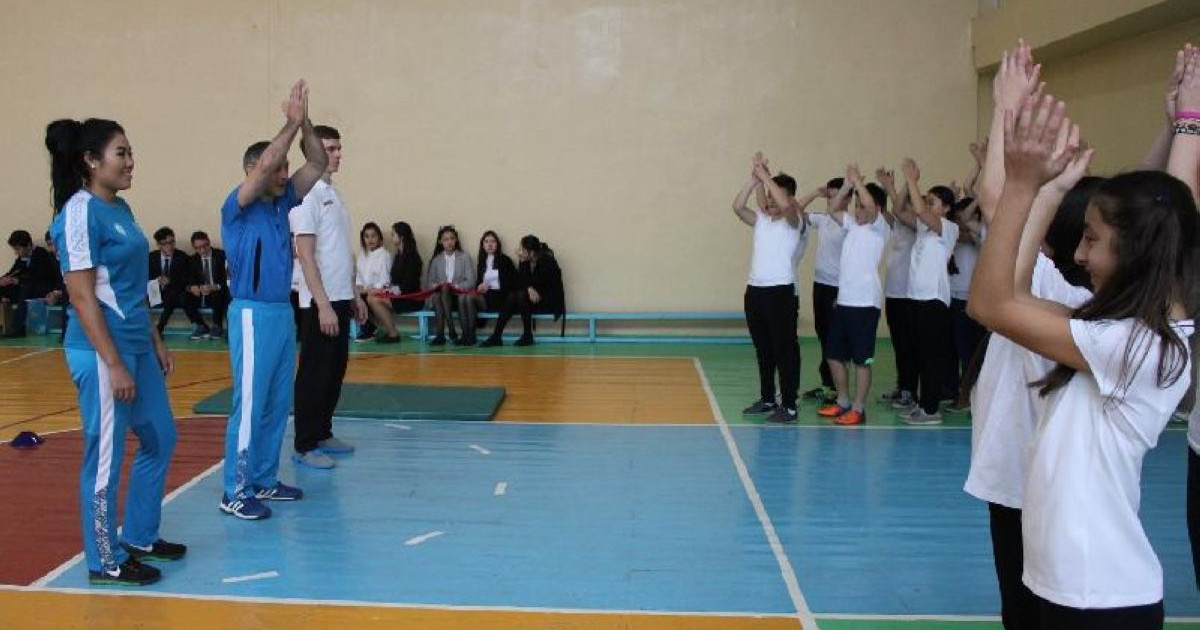 Дариға Шәкімова дене шынықтырудан ашық сабақ өткізді