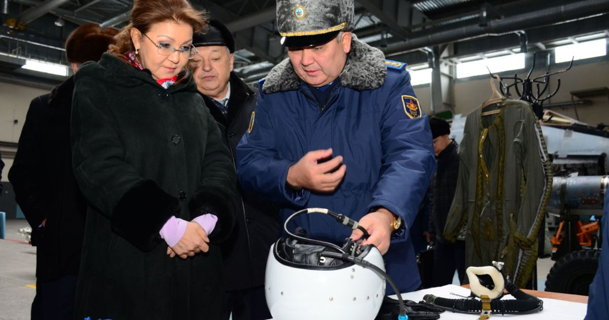 Сенаторлар әскери бөлімдерді аралады