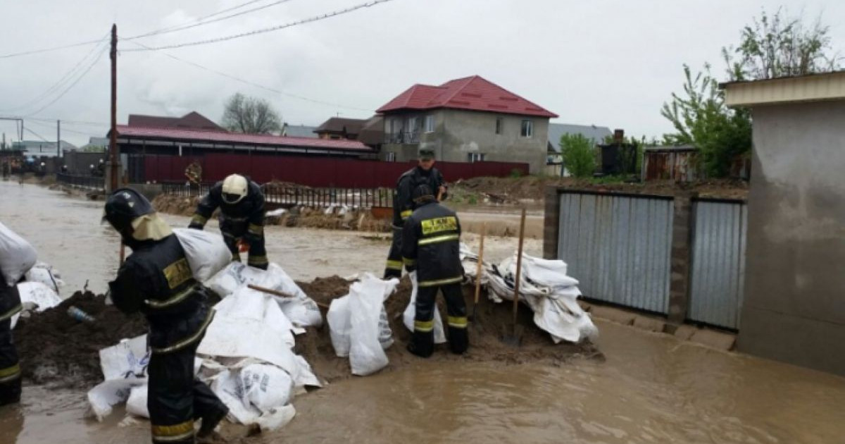Алматының бірқатар нысандары су астында қалды