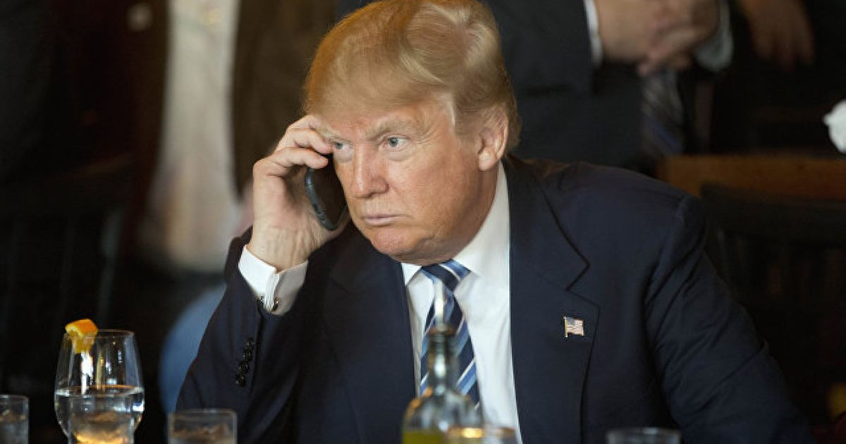 Трамп президенттерге ұялы телефонының нөмірін берді