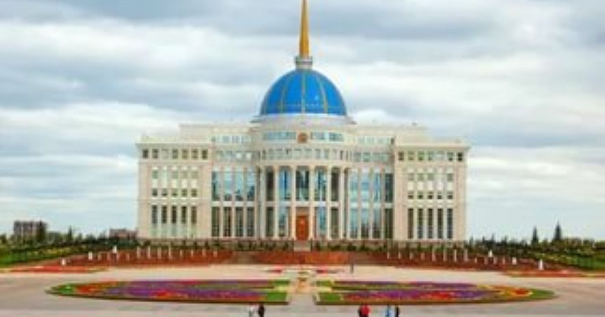 Елбасы Оңтүстік Кореяның президентін Қазақстанға шақырды