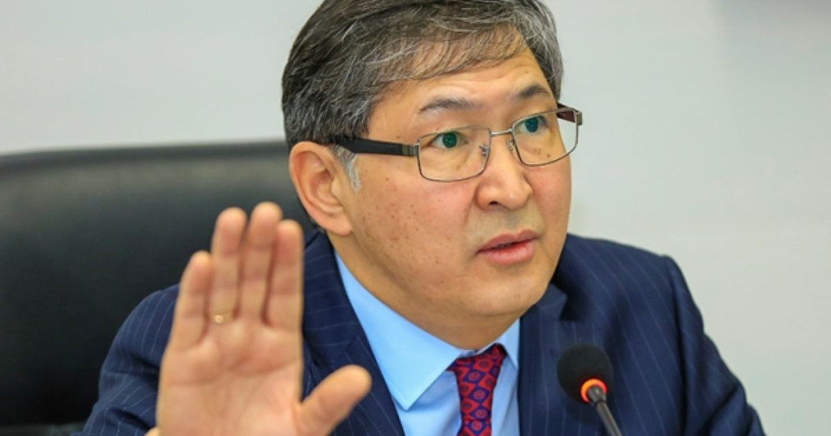 Сағадиев "Болашақ" тәлімгерлерінің дауын қарастырады