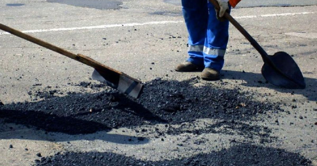 Алматыда 250 мың шаршы метр жол жөнделмек
