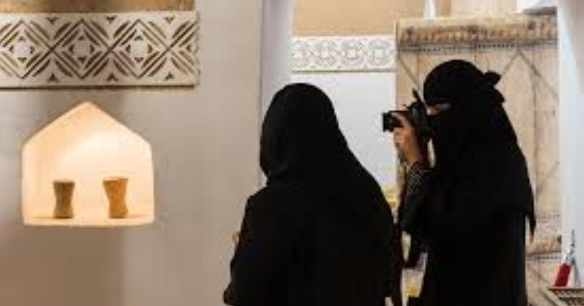 Сауд Арабиясында ару жалғыз қыдырғаны үшін жауапқа тартылды