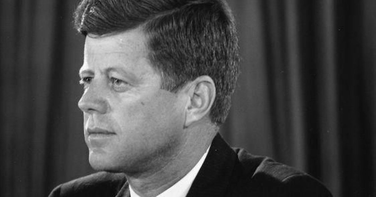 Трамп Кеннеди туралы бар шындықты жайып салмақ