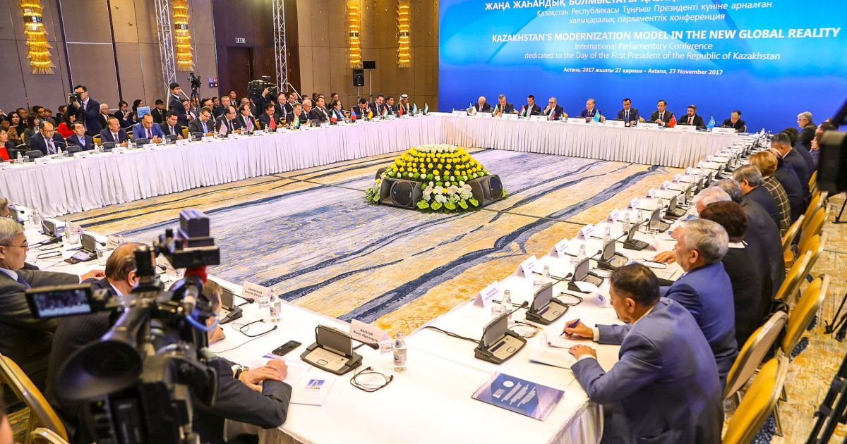 Елдің ертеңгі күнге сенімі