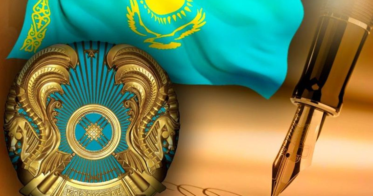 Елбасы үш азаматқа «Қазақстанның Еңбек Ері» атағын берді