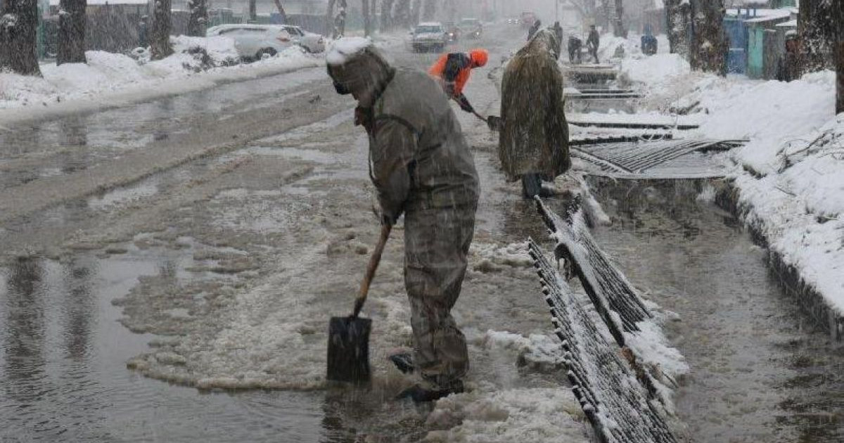 Аягөздегі төтенше жағдай: 400 адам қауіпсіз жерге көшірілді