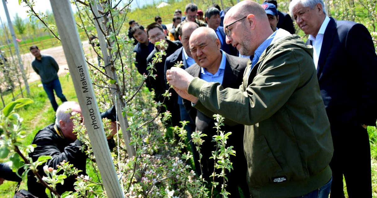 Ауылшаруашылығы министрі Өмірзақ Шөкеев бизнес субъектілерін аралады