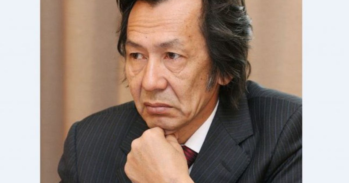Көркемсөздің тереңінде ойнаған